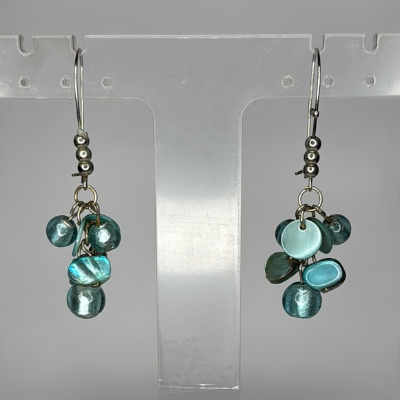 Elegant Blue Dangle Earrings - Picture 1 of 4